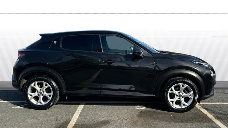 Nissan Juke 1.0 DiG-T N-Connecta 5dr Petrol Hatchback
